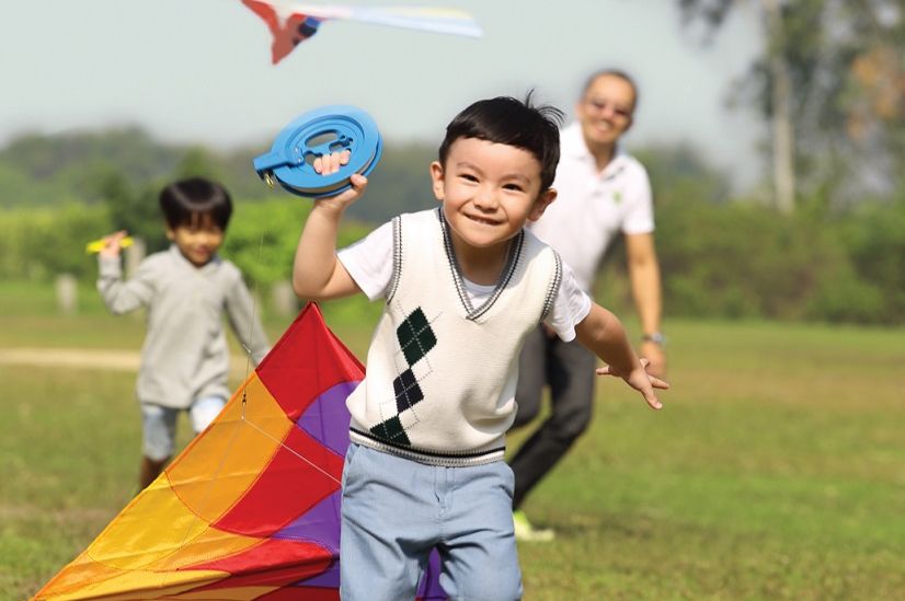 Little boy flying a kite – Healthy Mind and Body with AIA